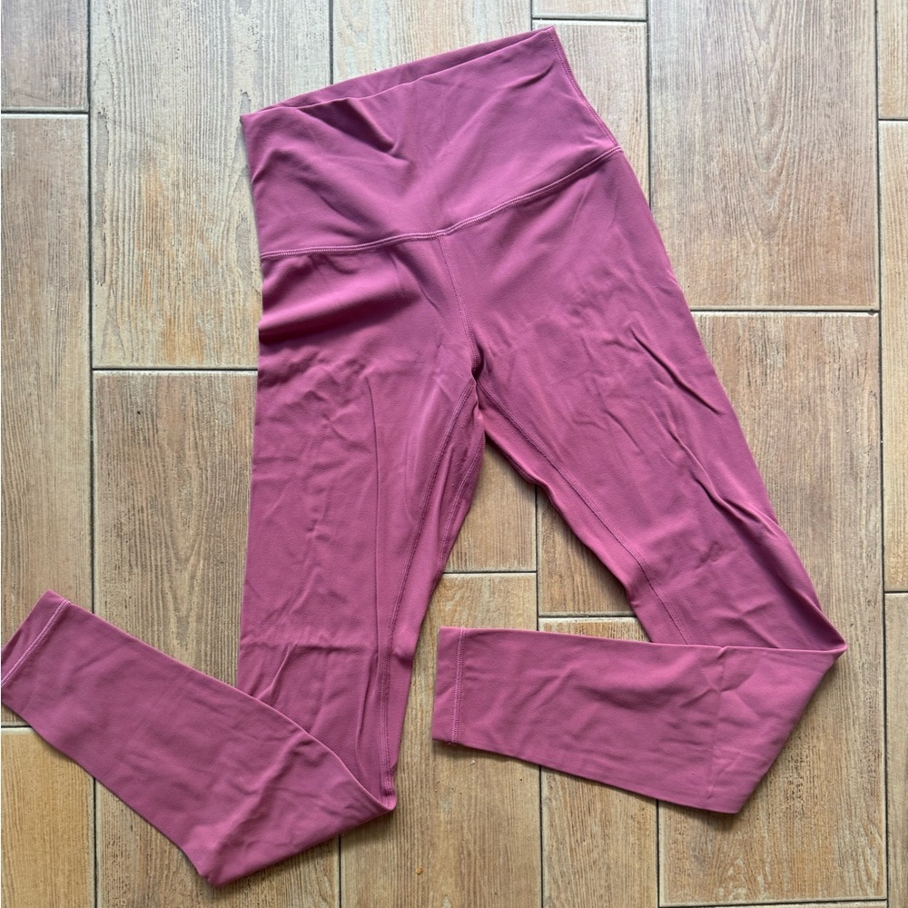 28" Align Lululemon leggings size 4